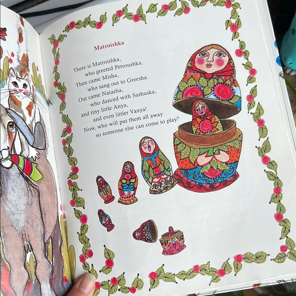 Vintage Colorful Illustrated Children's Book - Picture 11 of 11